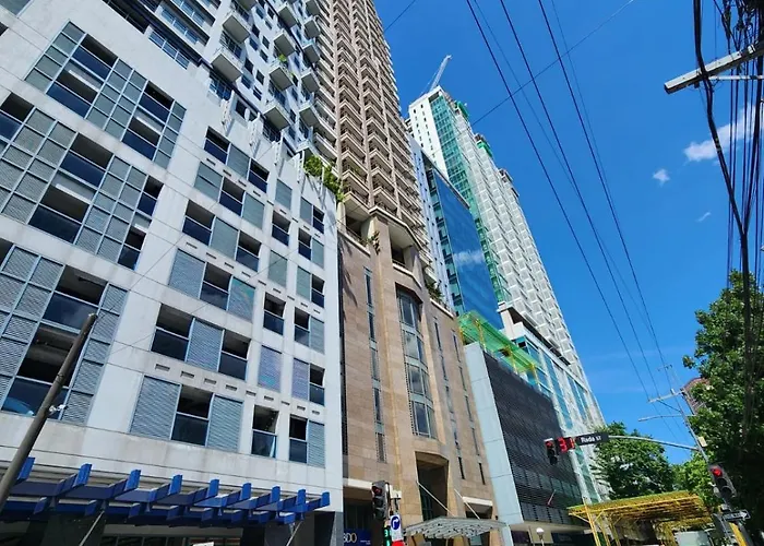 Muji Kltower Makati - Greenbelt - With Pool Access *