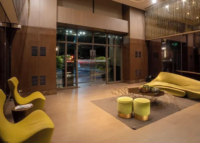 Muji Kltower Makati - Greenbelt - With Pool Access Apartment *